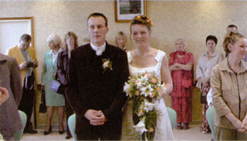 mari2002a.jpg (23231 octets)
