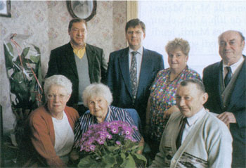 nini99ans.jpg (26727 octets)